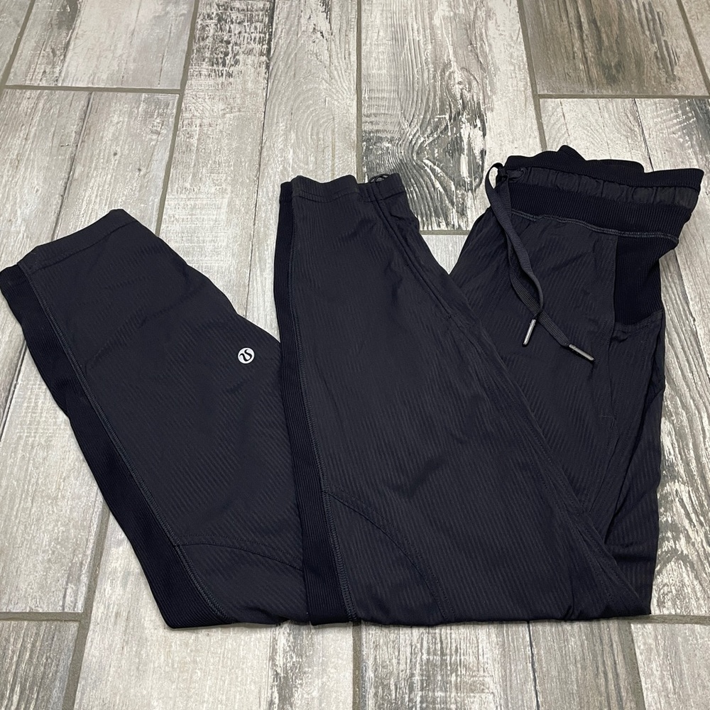Lululemon Dance Studio Mid Rise Cropped Pants